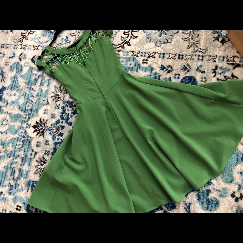 Green 1950’s Style circle dress by Tatyana